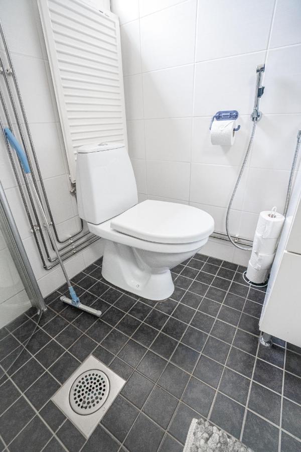 Iso Ja Viihtyisae Asunto Pietarsaaressa Apartment Jakobstad Bagian luar foto