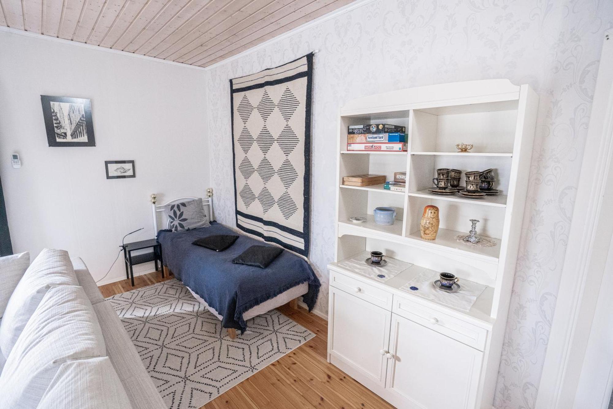 Iso Ja Viihtyisae Asunto Pietarsaaressa Apartment Jakobstad Bagian luar foto