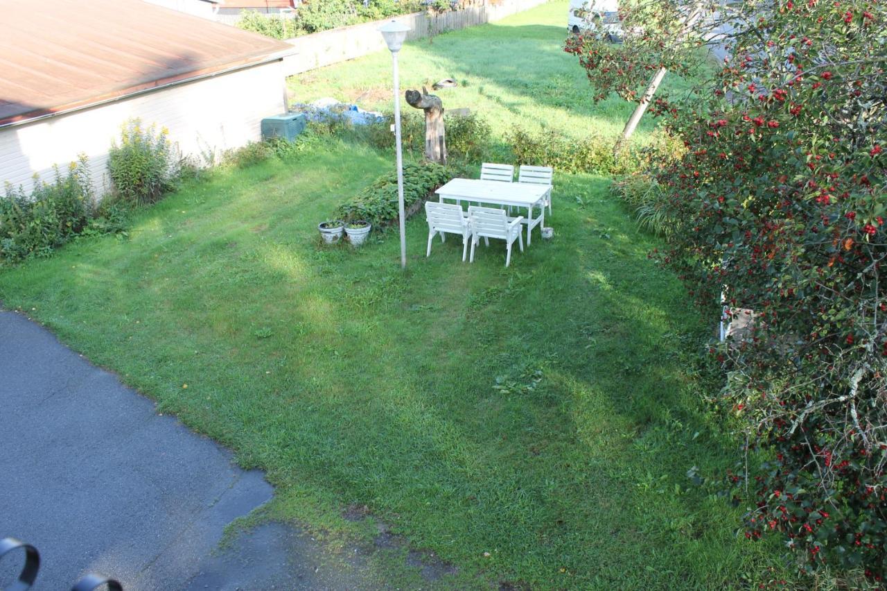 Iso Ja Viihtyisae Asunto Pietarsaaressa Apartment Jakobstad Bagian luar foto