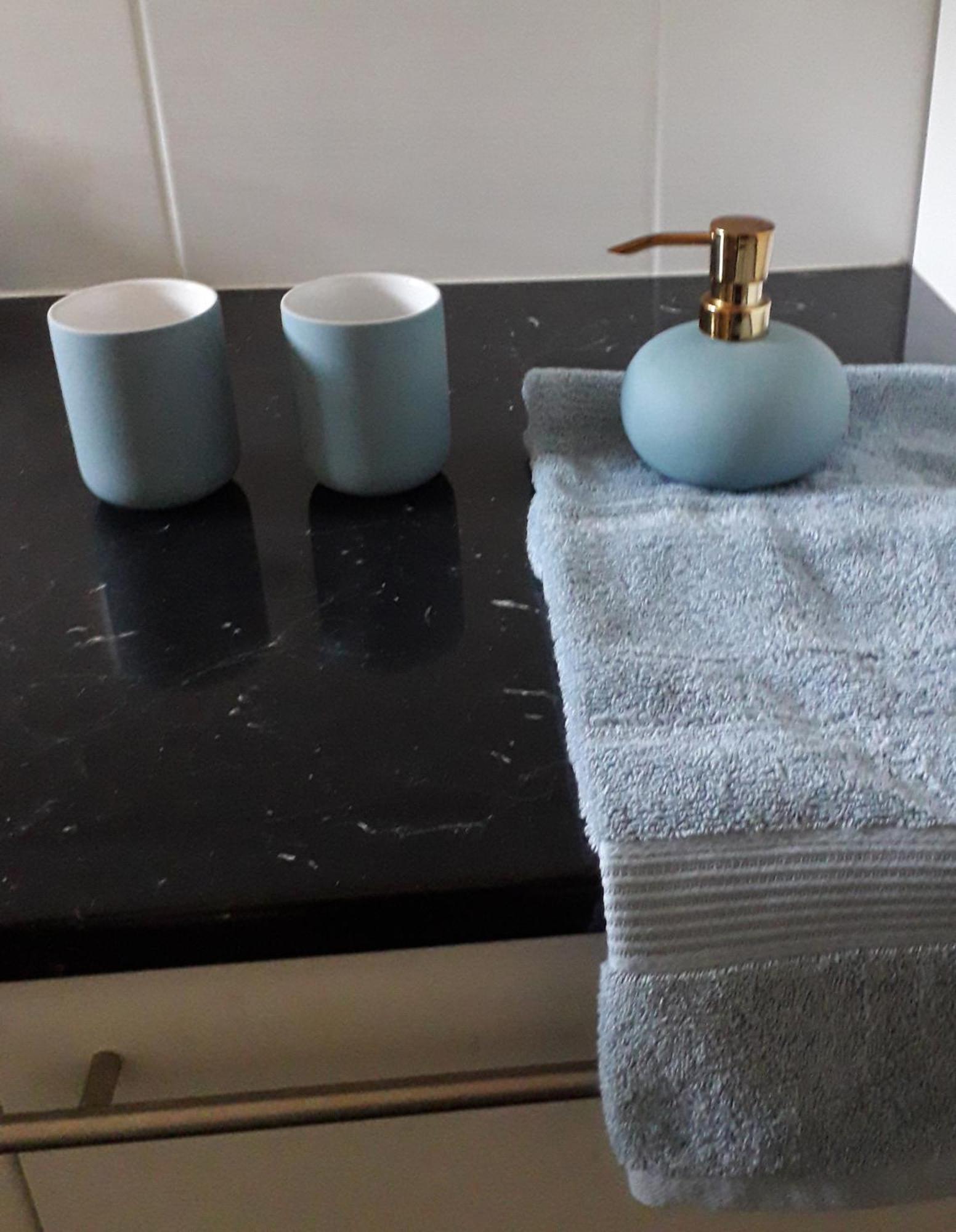 Iso Ja Viihtyisae Asunto Pietarsaaressa Apartment Jakobstad Bagian luar foto